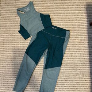 Madewell x Outdoor Voices Workout Set size XL green